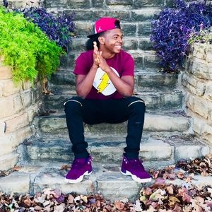 Meet your Posher, Cam